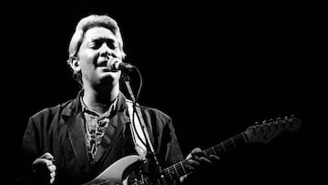 Chris Rea, singer of classic Christmas song, dies at 74