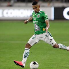 León le responde a Boca por Tesillo: “Que busque en otro lado”