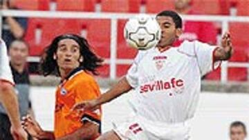 <B>BAJA</B>. Nadie duda de que Olivera no seguirá en el Sevilla.