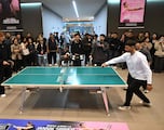 Carlos Alcaraz y Jannik Sinner, su primer duelo en ping pong