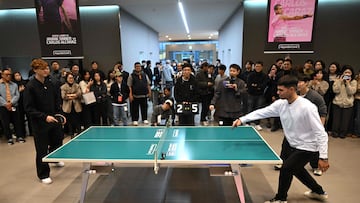 Carlos Alcaraz y Jannik Sinner, su primer duelo en ping pong