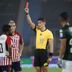 Así es José Ortiz, el árbitro del América - Nacional de la final de la Copa BetPlay