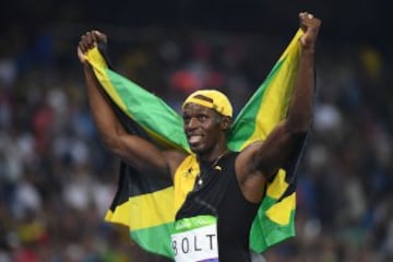 Bolt es leyenda: tercer oro en los 100 metros