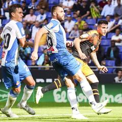 Maxi Gómez, afinado para marcar su primer gol en Champions