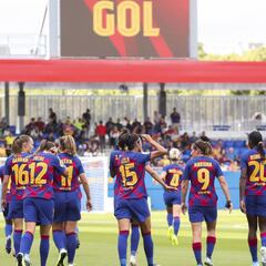 El Barcelona sufrió pero ganó al Granadilla para seguir líder