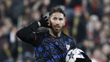 A poco más de un día de que finalice el mercado de transferencias en Europa, hay jugadores importantes que aún no encuentran club.