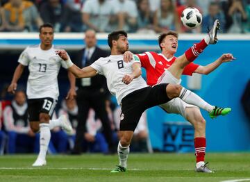 Tarek Hamed y Aleksandr Golovin.