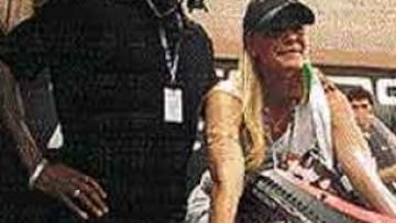 <b>PAREJA DE FUTBOLISTAS.</b> Seedorf en compañía de Milene Domingues.