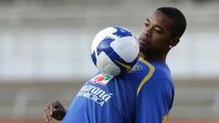 Venderán a Robinho si se ficha a Cristiano