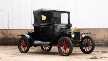 It is exactly 130 years since Illinois hosted the Chicago Times-Herald race on Thanksgiving - the first of its kind in the U.S.