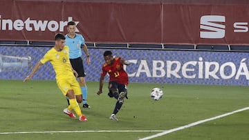 3-0. Ansu Fati marcó el tercer gol.