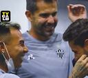 El alegre rol de Edu Vargas en el camarín de Atlético Mineiro