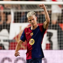 Dani Olmo se suma a selecto grupo tras anotar en su debut con el Barcelona