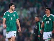 El golpazo de Javier Aguirre a Raúl Jiménez