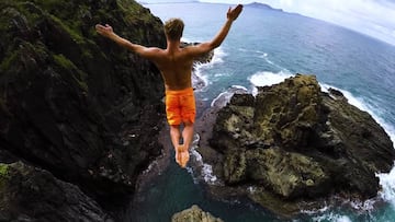 Cliff Jumping Hawái