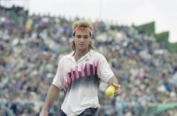 Empezó a destacar en las canchas de tenis a finales de los años ochenta. Aunque no lograría ninguno de sus grandes triunfos en esta década, ya estaba considerado como uno de los mejores. Con sus logros posteriores llegó a ser número 1 en el ranking ATP durante 101 semanas.