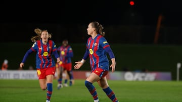 MADRID, 05/02/2026.- La delantera polaca del Barcelona Ewa Pajor celebra tras marcar el cuarto gol de su equipo durante los cuartos de final de la Copa de la Reina que disputan el Real Madrid CF y el Barcelona FC este jueves en el Estadio Alfredo di Stéfano de Madrid. EFE/Juanjo Martín