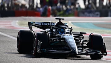 Mercedes' British driver George Russell drives during the third practice session for the Abu Dhabi Formula One Grand Prix at the Yas Marina Circuit in the Emirati city on November 25, 2023. (Photo by Jewel SAMAD / AFP)