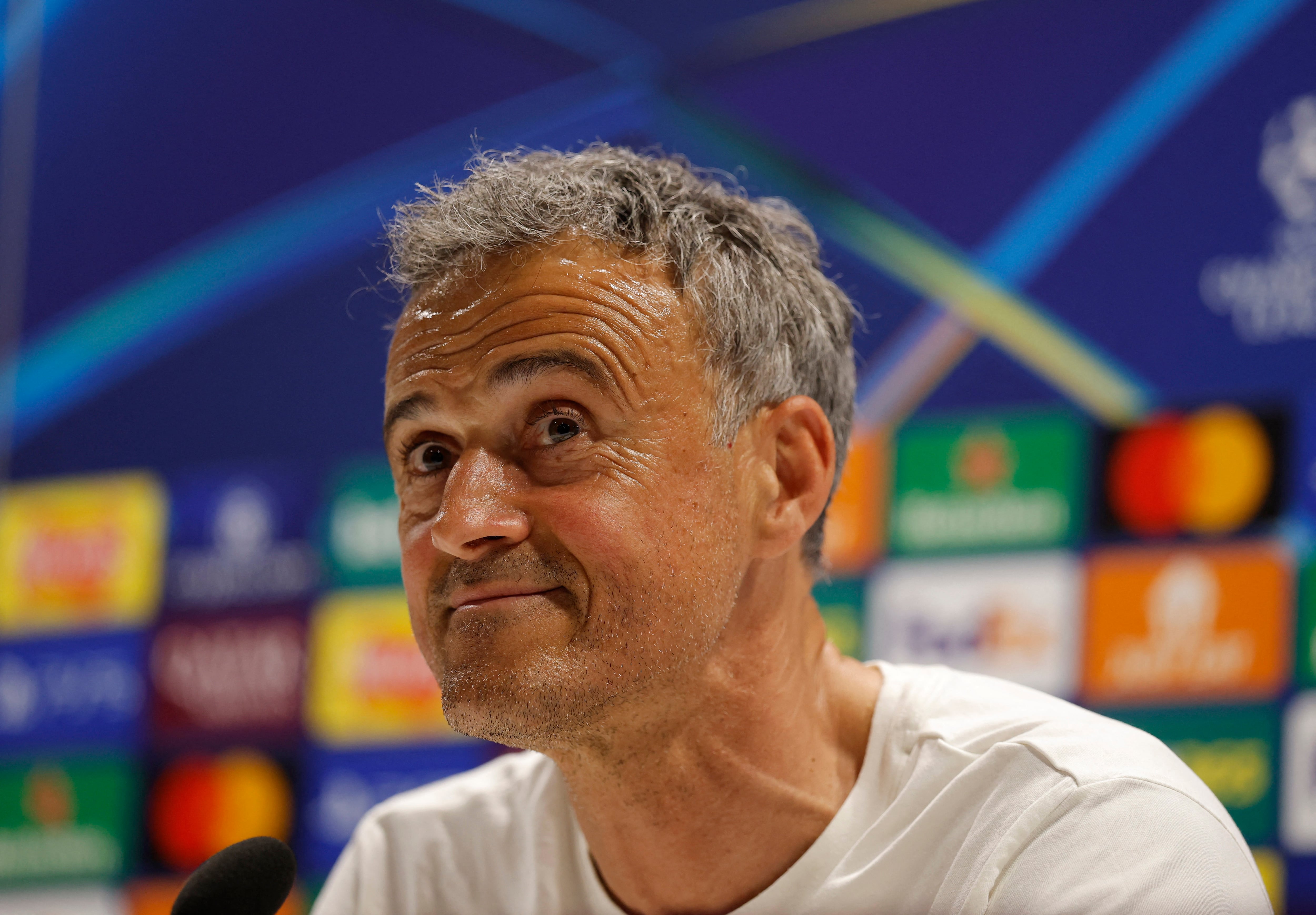 ?Crees que me han regalado el carnet de entrenador...?"