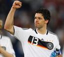 Löw pondrá dos puntas muy a pesar de Ballack