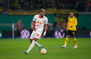 Rose pide prisión por los ataques racistas a Henrichs, similares a los recibidos por Nico Williams