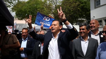 Luis Montenegro, Prime minister and Social Democratic Party (PSD) leader, takes part in AD coalition rally, ahead of the snap elections, in Sintra, Portugal, May 6, 2025. REUTERS/Pedro Nunes