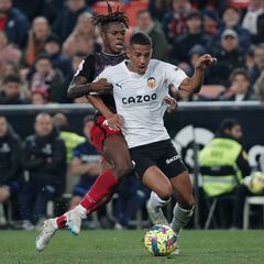 Aprobados y suspensos del Athletic: Nico Williams tiene magia y Unai Simón, también