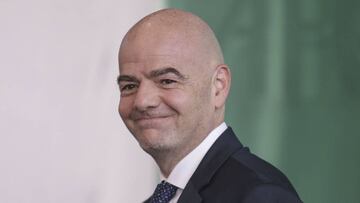 El presidente de la FIFA, Gianni Infantino, participa en la inauguración de la sede de la Confederación Asiática de Fútbol (AFC), en Kuala Lumpur, Malasia, el 30 de octubre de 2018.
