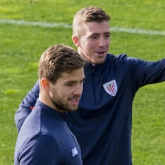 Iker Muniain ya se ve de vuelta y el Celta apura sus opciones