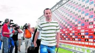 <b>ALTA MÉDICA. </b>Iniesta, en su última convocatoria con España, hace ya casi seis meses.