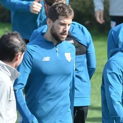 El club pide la suspensión cautelar para Iñigo Martínez