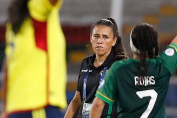 La Selección Colombia Femenina goleó 3-0 a Bolivia por la segunda fecha de la fase de grupos de la Copa América. Leicy Santos, Ericka Morales en contra y Daniela Arias marcaron para la Tricolor.