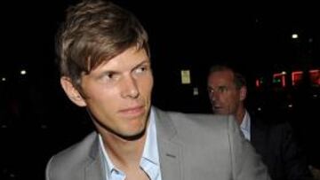 <b>OFICIAL.</b> Huntelaar será del Milan hasta 2013.