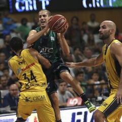 Sabat y Mallet se turnan para dar la primera victoria al Joventut