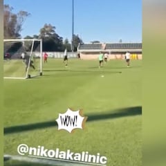 Mientras se espera que Kalinic fiche por el Atleti va y mete este golazo a lo Ibrahimovic