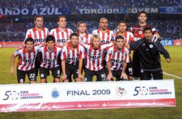 Estudiantes de La Plata ganó su cuarta Copa Libertadores luego de 39 años (1970-2009).