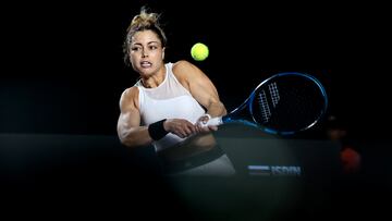 Mexico's Renata Zarazua returns the ball to Italy's Martina Trevisan during the WTA 2024 Guadalajara Open women's singles round of 16 tennis match in Zapopan, Mexico, on September 11, 2024. (Photo by ULISES RUIZ / AFP)