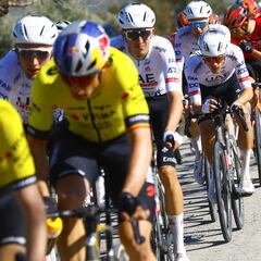 Trono vacante en Andalucía sin el ‘tirano’ Pogacar