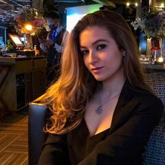 Carlota Boza rompe su silencio sobre su vida privada: “Me he liado con algunos famosos”