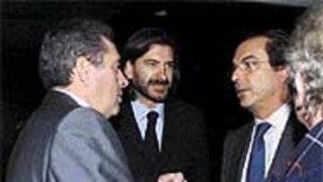 <b>CURSARÁN QUEJA.</B> Carlos Blanco, Guillermo Jiménez, directores generales del CSD, y Juan Antonio Gómez Angulo, secretario de Estado para el Deporte, como máximos representantes del deporte español, pedirán explicaciones y cursarán una queja a la AMA.