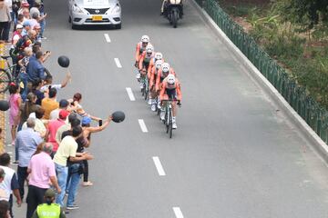 El que no dio sorpresas fue el público de Medellín que llegó al edificio de EPM sin importar la hora laboral.