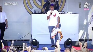 El madridismo en Kiev enloqueció: Raúl cantando el grito de guerra blanco