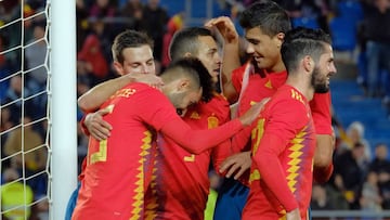 Los jugadores de la Selecci&oacute;n celebraron as&iacute; el gol de Brais M&eacute;ndez.