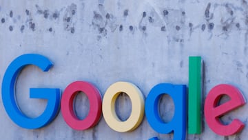 FILE PHOTO: The logo of Google LLC is shown at an entrance to one of their buildings in San Diego, California, U.S., October 9, 2024. REUTERS/Mike Blake/File Photo