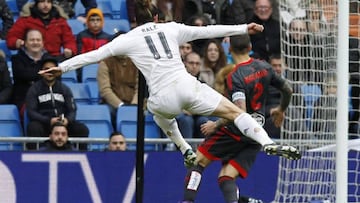 Gareth Bale cuts holes in his socks to try and prevent injury