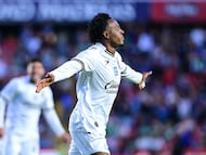 Jhojan Julio Palacios celebrates his goal 2-0 of Queretaro during the 5th round match between Queretaro and Leon as part of the Liga BBVA MX, Torneo Clausura 2026 at La Corregidora Stadium, on February 07, 2026 in Toluca, Santiago de Queretaro, Mexico.