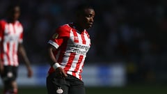 Premier League: Spurs complete signing of PSV's Bergwijn