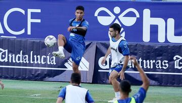 13/10/22 ENTRENAMIENTO MALAGA
LOREN JUNTO A RAMON
