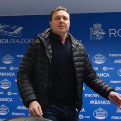 Cristóbal lidera la lista de ‘ex’ que esperan al Deportivo en A Malata