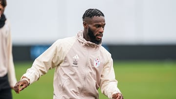 El futbolista costamarfileño Jonathan Bamba, durante un entrenamiento del Celta.